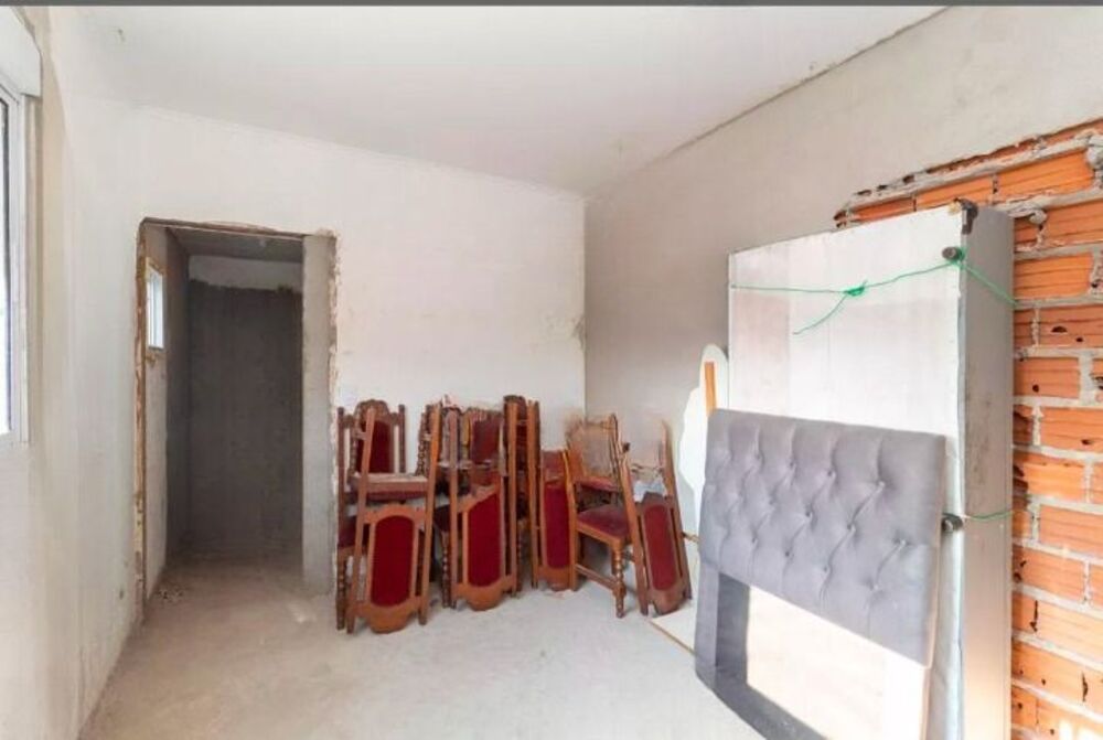 Casa à venda com 4 quartos, 297m² - Foto 2