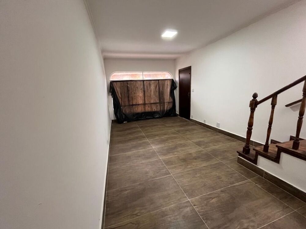 Sobrado à venda e aluguel com 3 quartos, 148m² - Foto 4