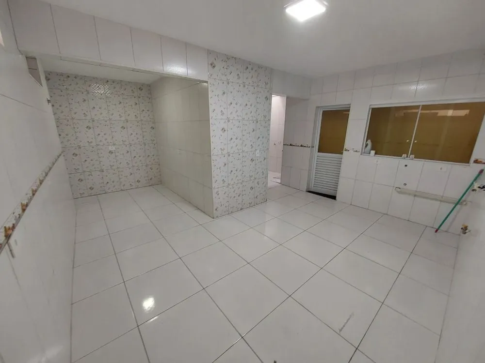 Sobrado, 2 quartos, 300 m² - Foto 6