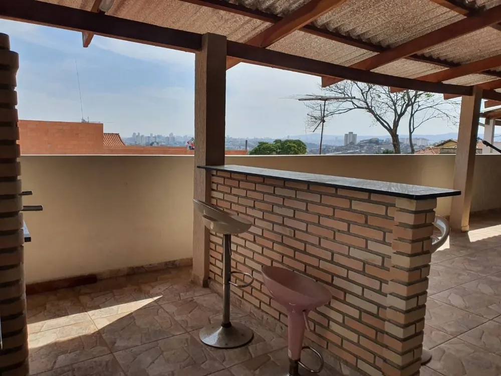 Casa, 3 quartos, 210 m² - Foto 3