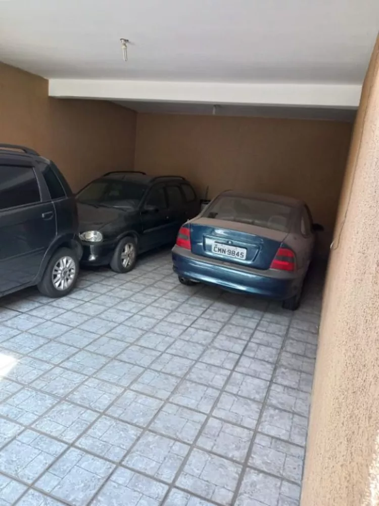 Sobrado à venda com 3 quartos, 200m² - Foto 4