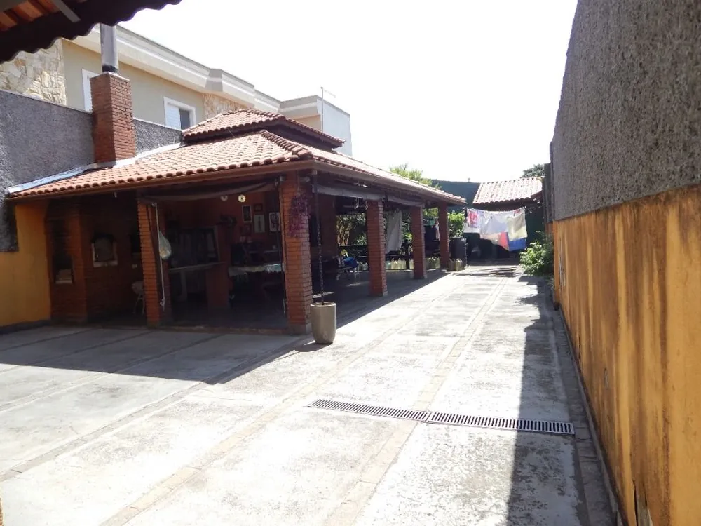 Sobrado, 3 quartos, 229 m² - Foto 1
