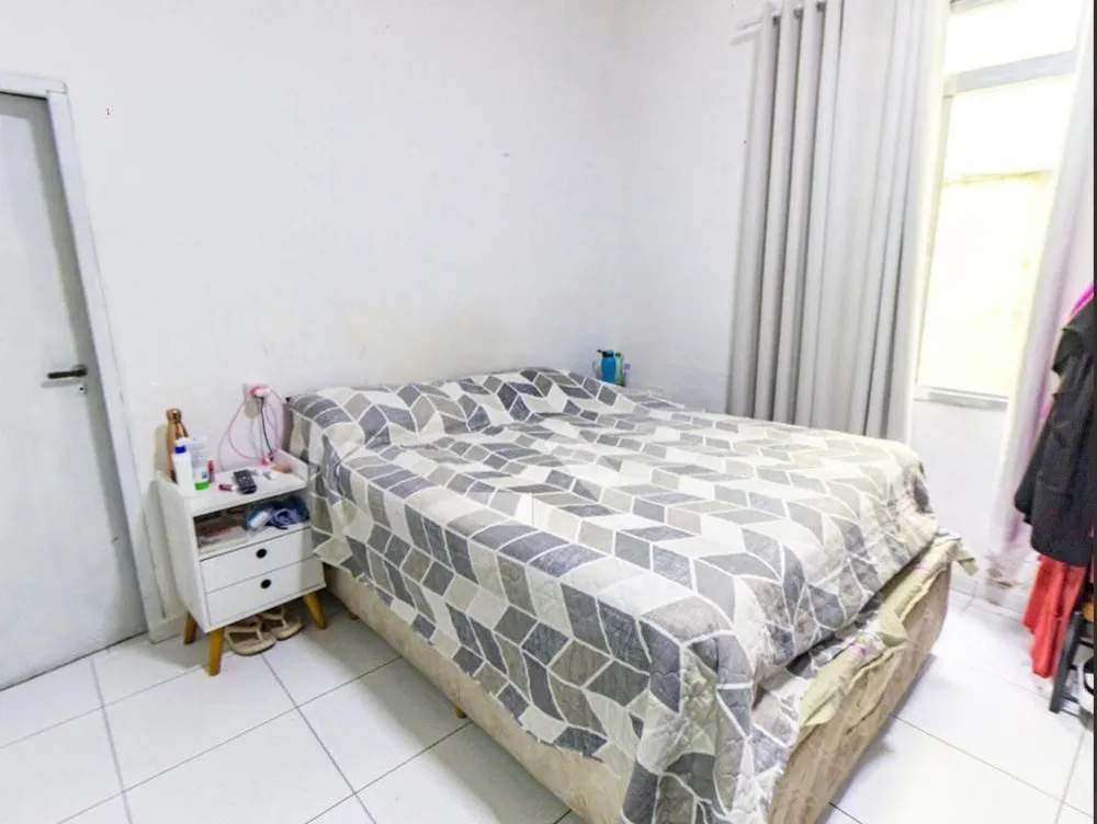 Casa, 4 quartos, 217 m² - Foto 1