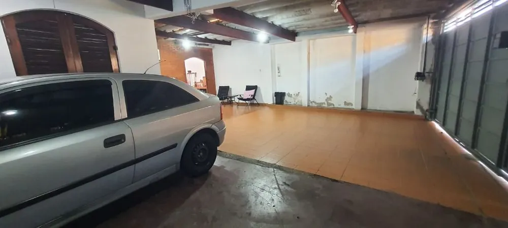 Casa, 4 quartos, 330 m² - Foto 1