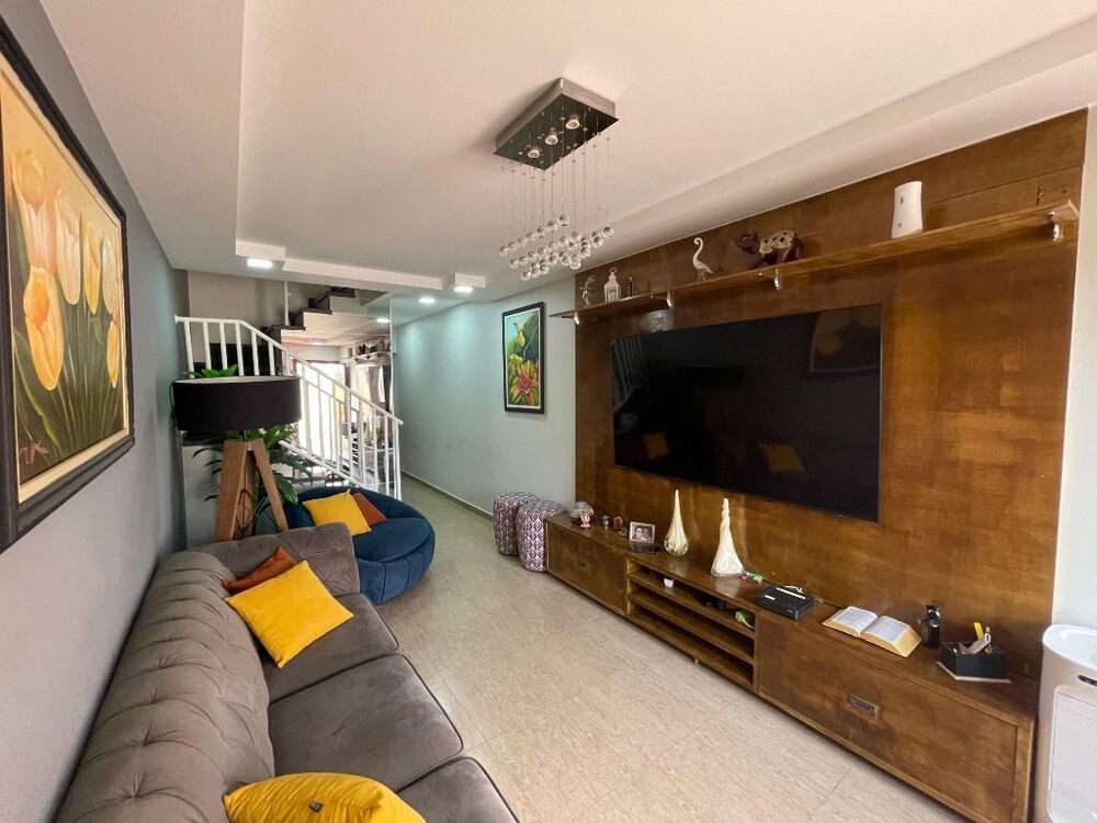 Sobrado à venda com 3 quartos, 150m² - Foto 3
