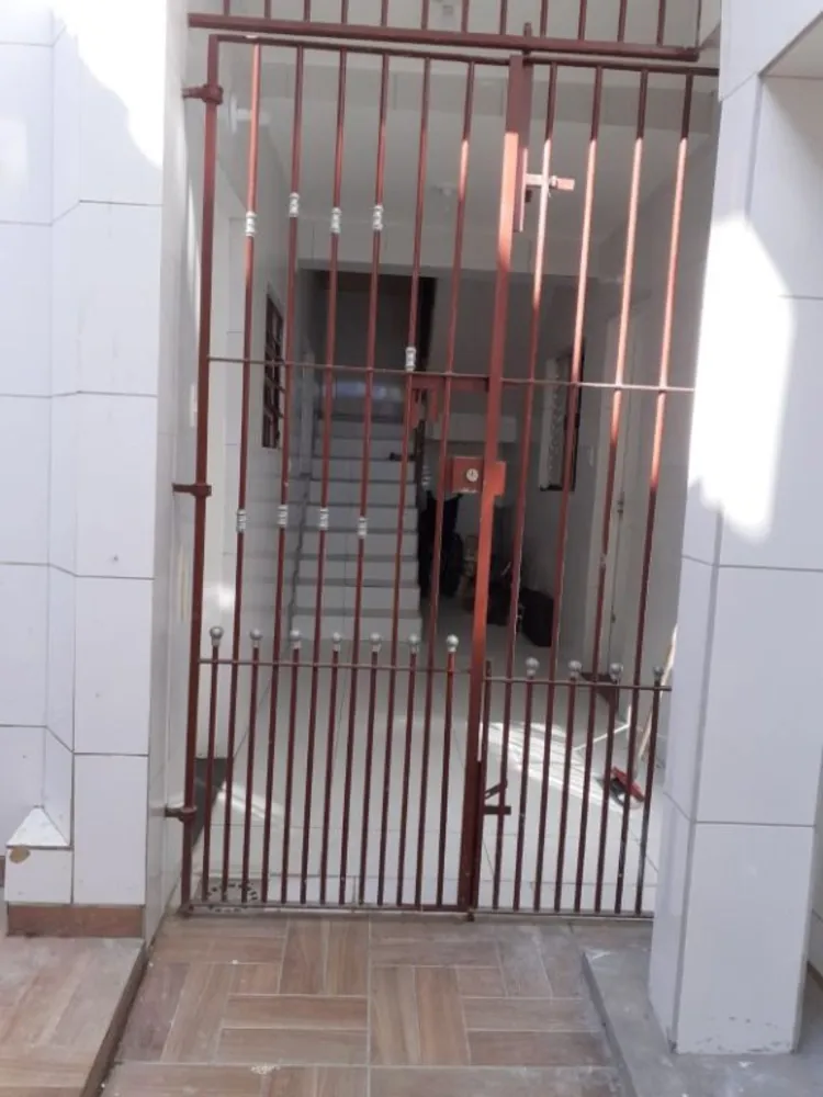 Sobrado, 9 quartos, 250 m² - Foto 4