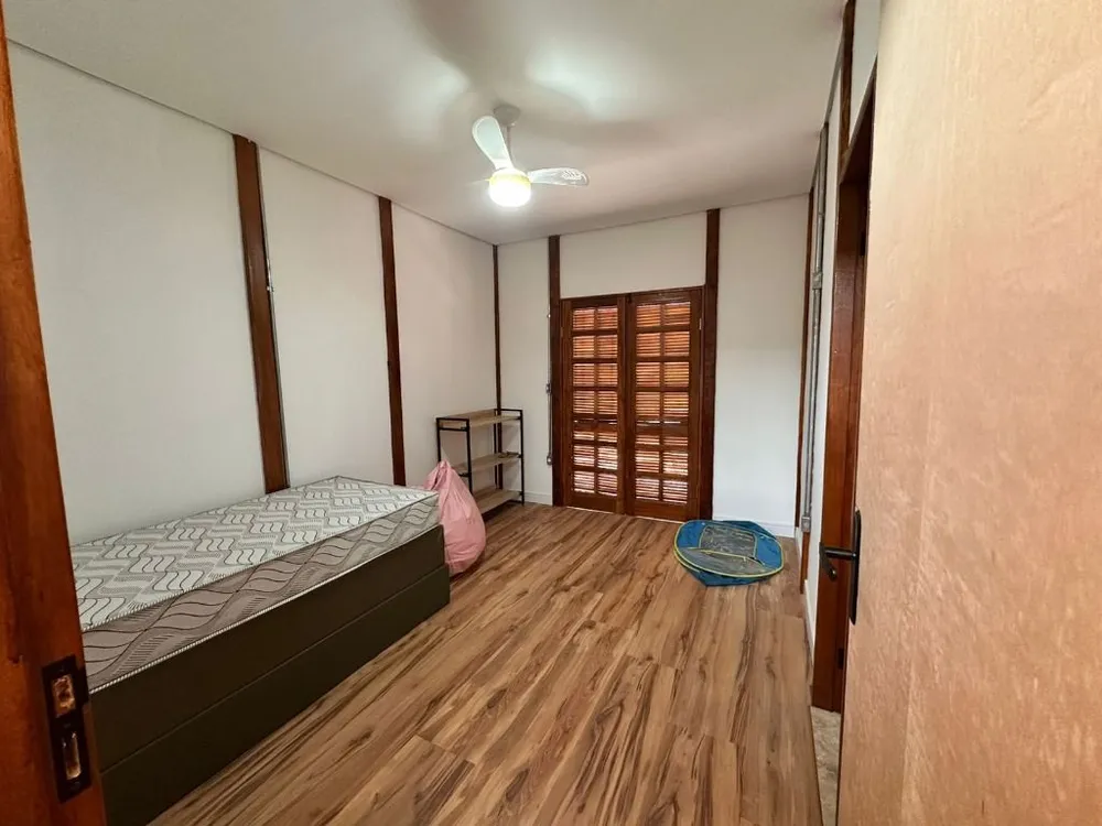 Chácara, 4 quartos, 2200 m² - Foto 8