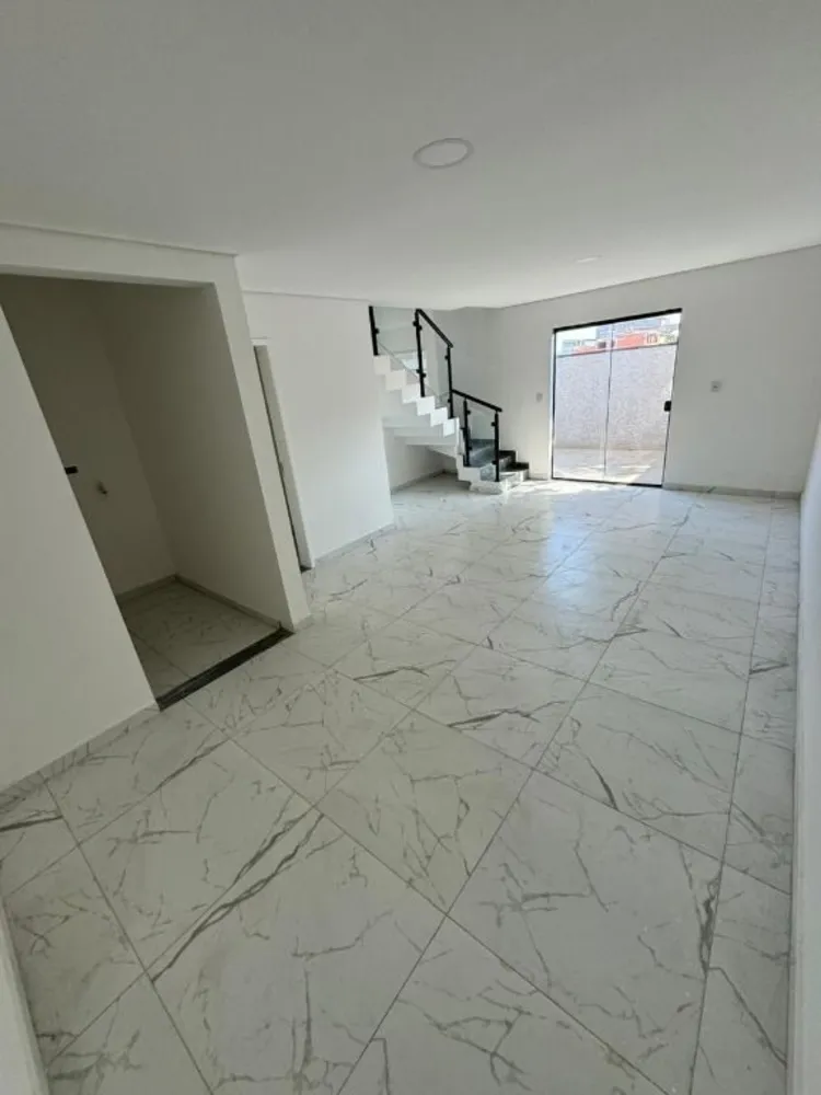 Sobrado, 2 quartos, 107 m² - Foto 2