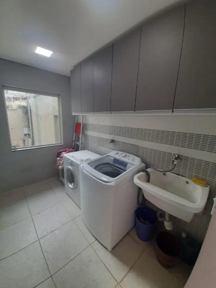 Casa, 3 quartos, 162 m² - Foto 1