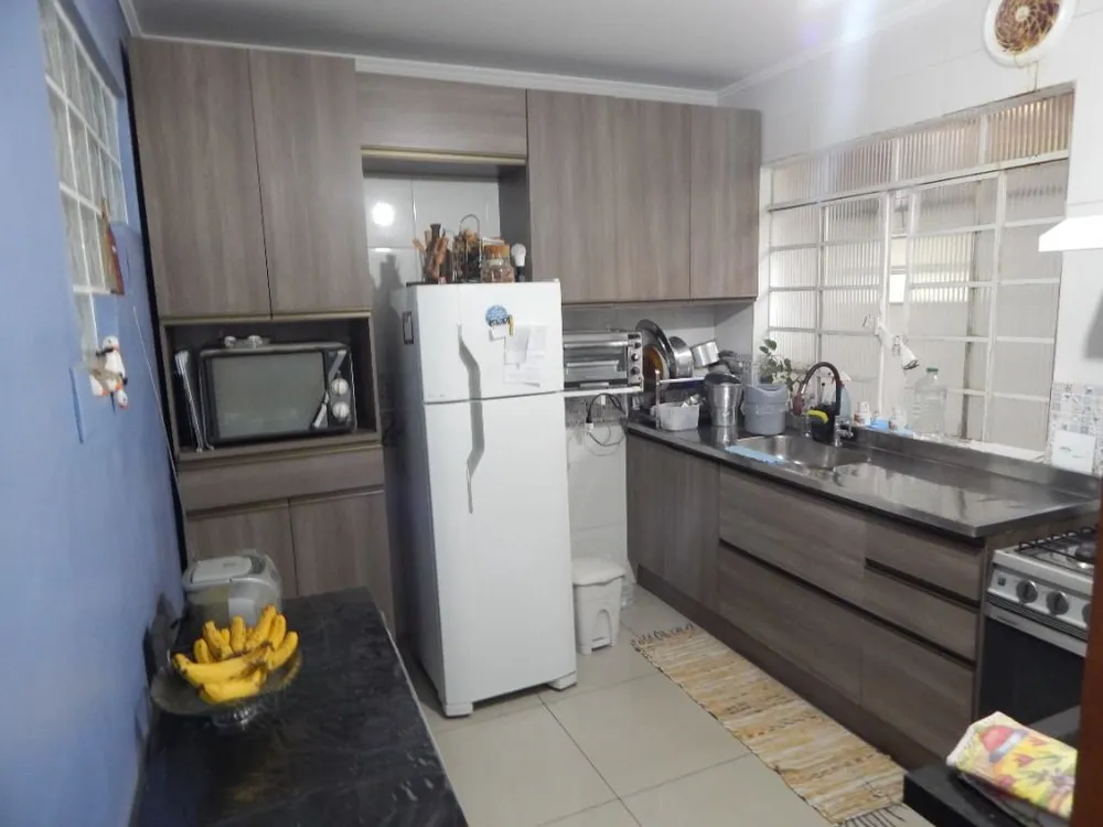 Casa, 3 quartos, 175 m² - Foto 1
