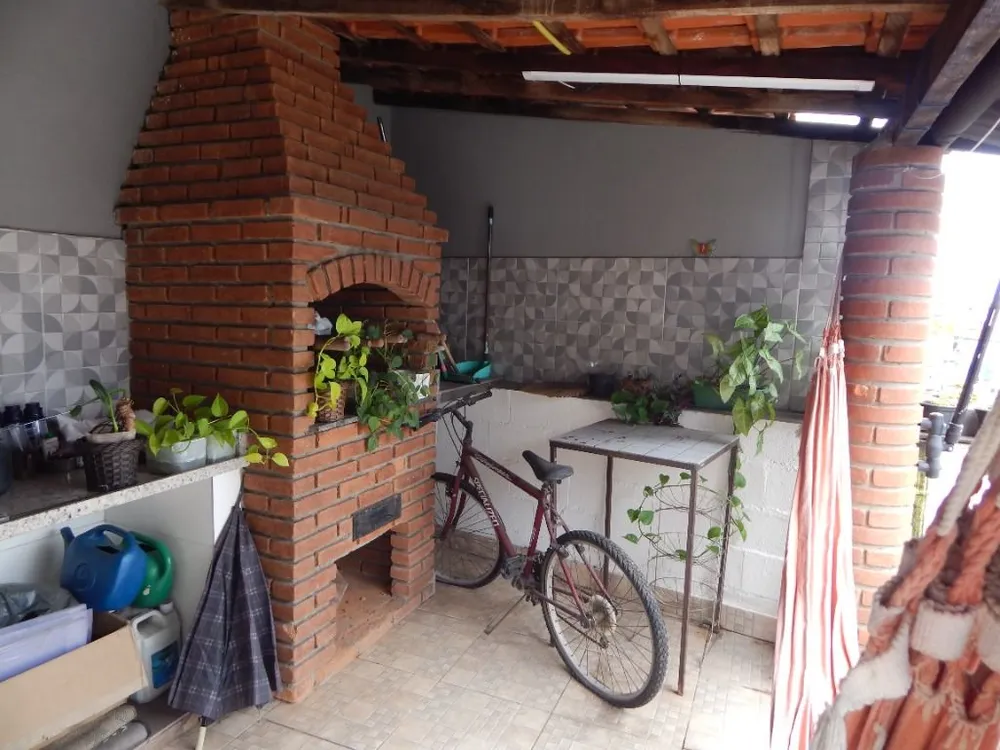 Casa, 3 quartos, 175 m² - Foto 1