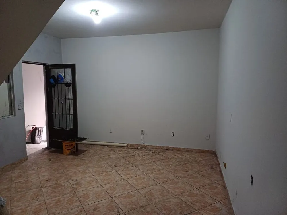 Casa, 3 quartos, 150 m² - Foto 2
