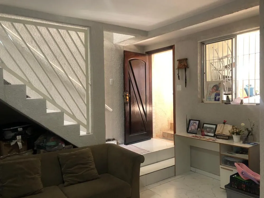 Sobrado, 3 quartos, 180 m² - Foto 1