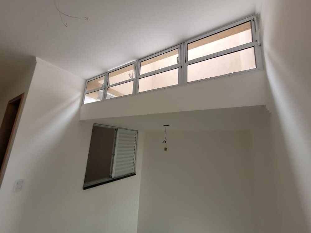 Sobrado à venda com 3 quartos, 170m² - Foto 2