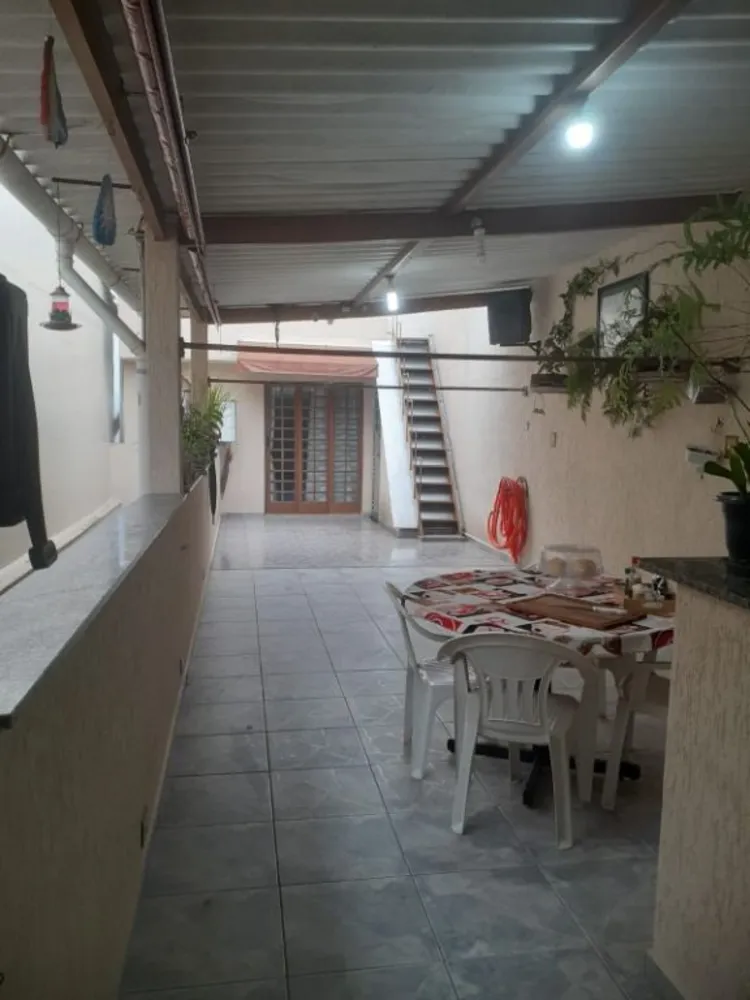 Casa, 4 quartos, 200 m² - Foto 4