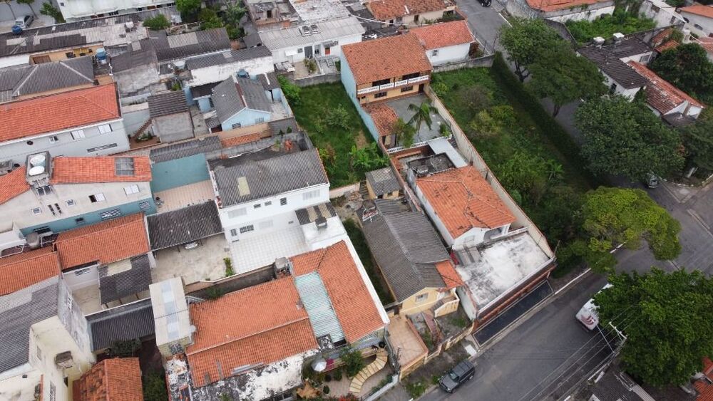 Casa à venda com 3 quartos, 100m² - Foto 1