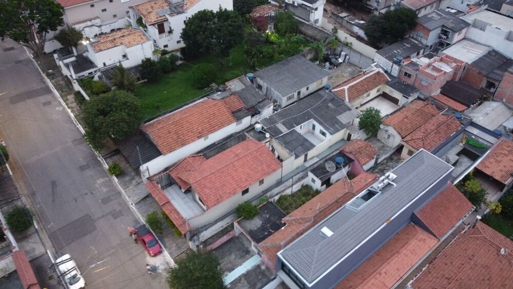 Casa à venda com 3 quartos, 100m² - Foto 4