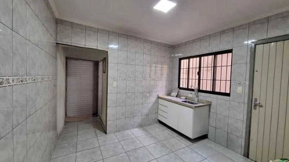 Casa, 2 quartos, 216 m² - Foto 4