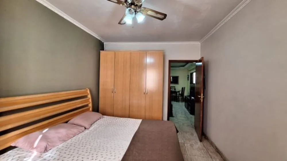 Casa, 2 quartos, 216 m² - Foto 3