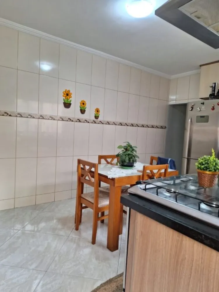 Casa, 2 quartos, 70 m² - Foto 2