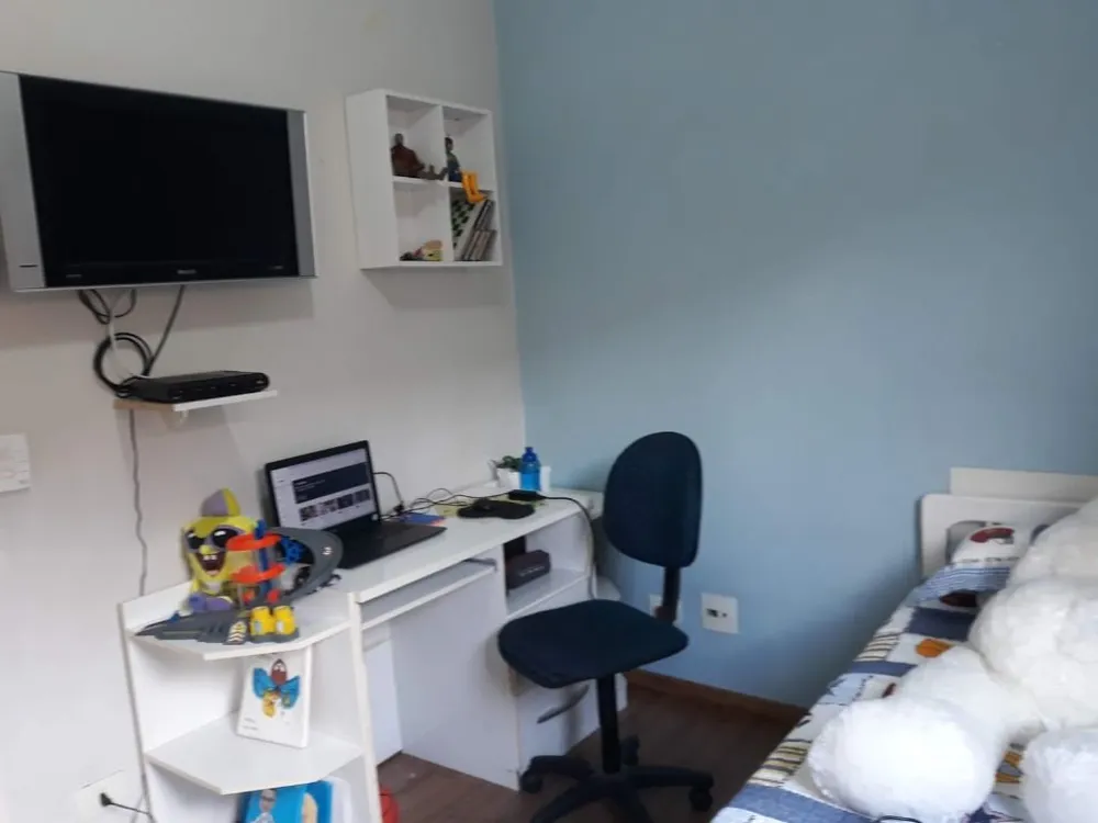 Casa, 4 quartos, 250 m² - Foto 4