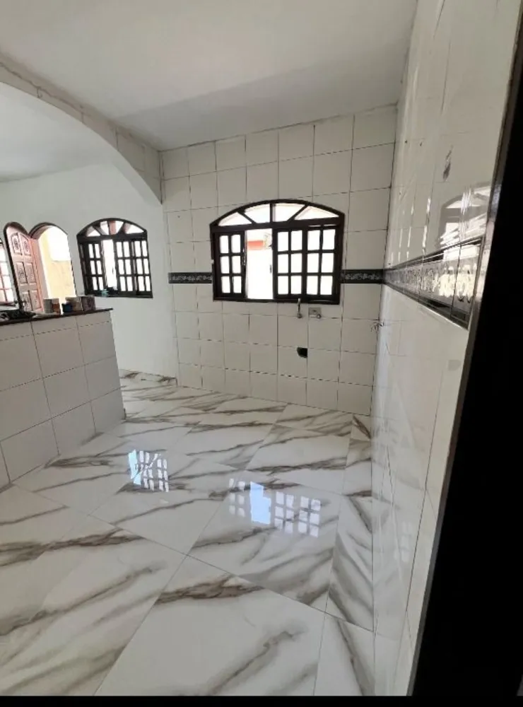Casa, 3 quartos, 190 m² - Foto 3
