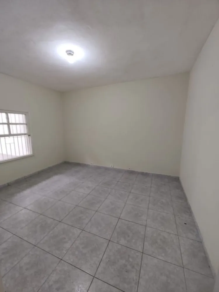 Casa, 3 quartos, 300 m² - Foto 2