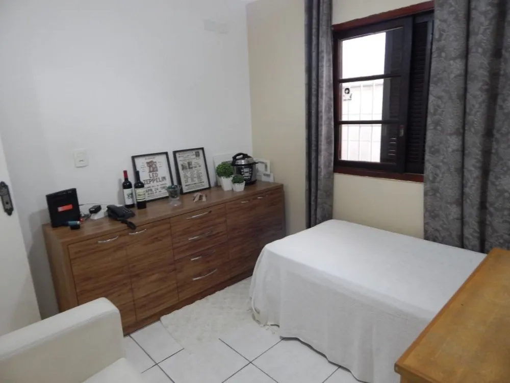 Casa, 3 quartos, 91 m² - Foto 1