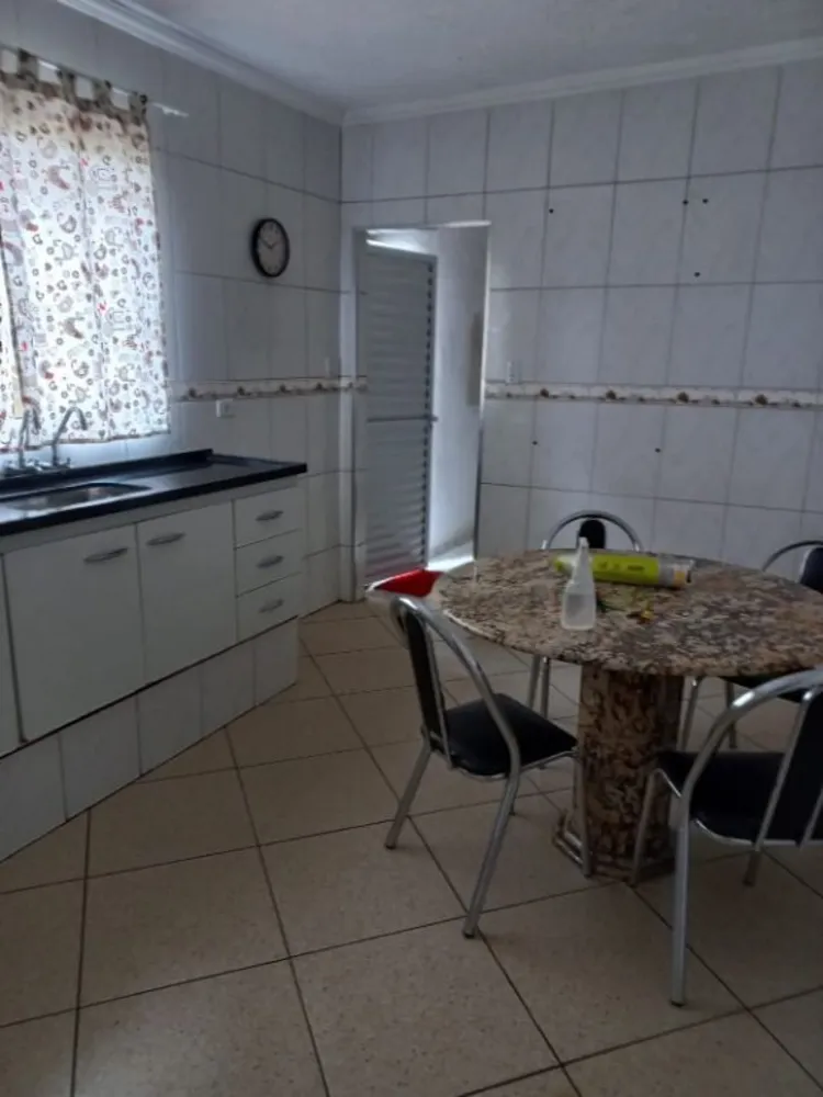 Casa, 2 quartos, 166 m² - Foto 2