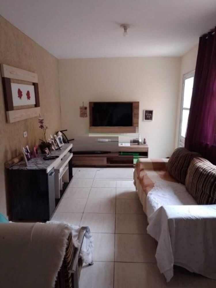 Sobrado à venda com 3 quartos, 100m² - Foto 1