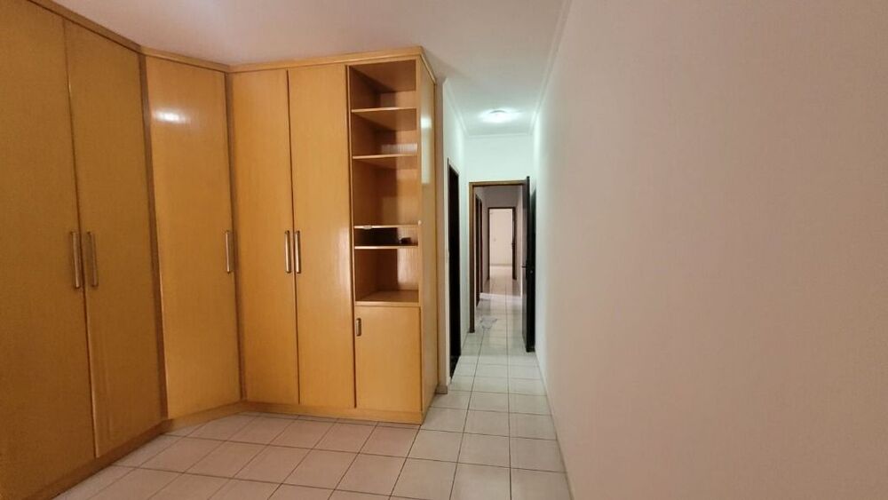 Sobrado à venda com 3 quartos, 180m² - Foto 4