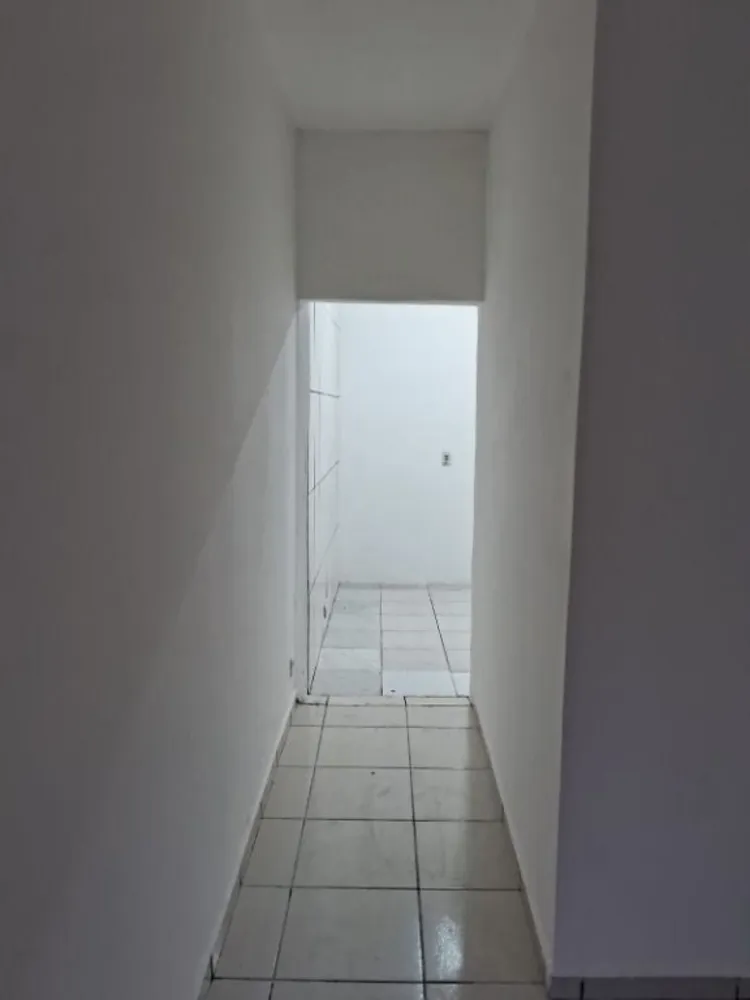 Casa, 2 quartos, 165 m² - Foto 1
