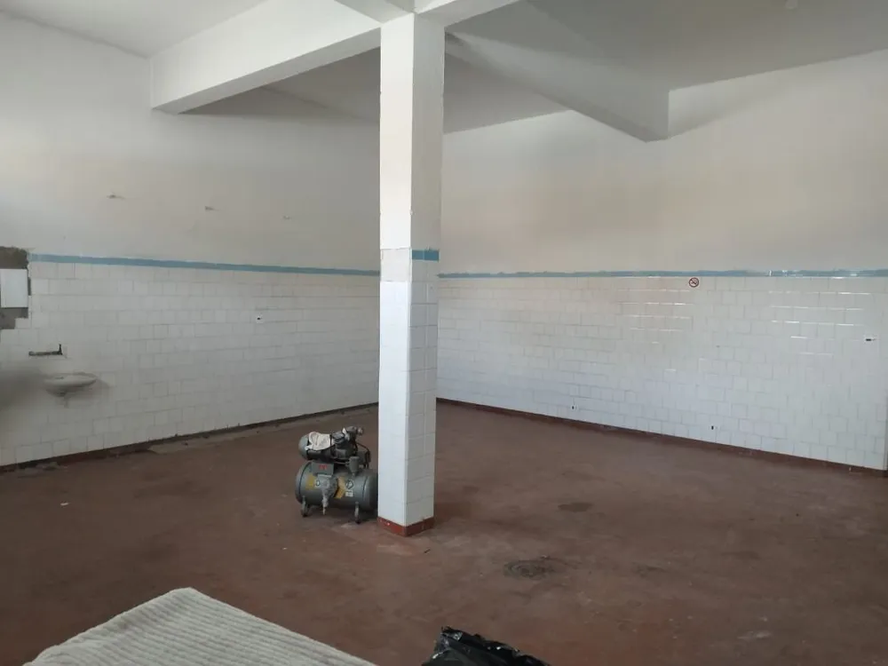 Casa, 2 quartos, 300 m² - Foto 1