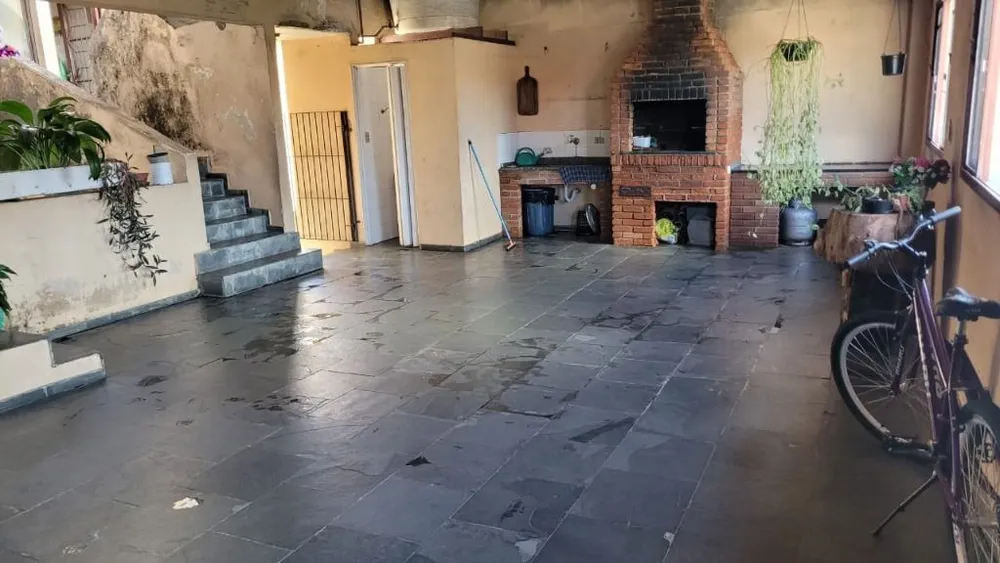 Sobrado, 3 quartos, 420 m² - Foto 1
