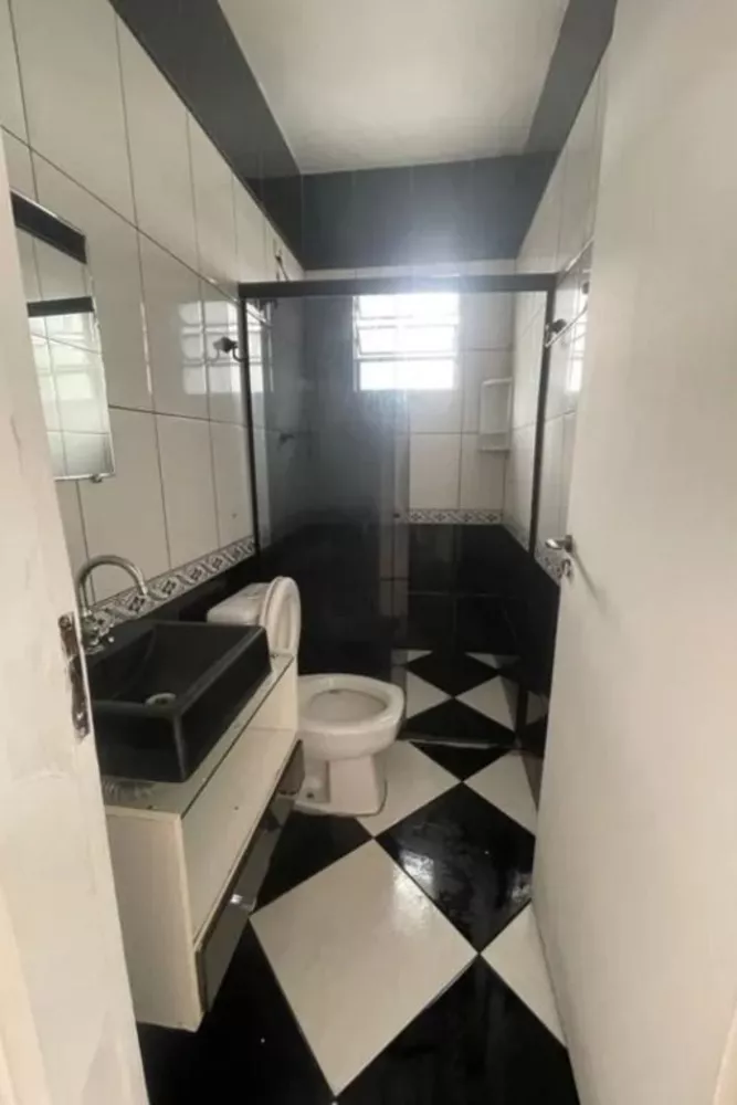 Casa à venda com 2 quartos, 200m² - Foto 4