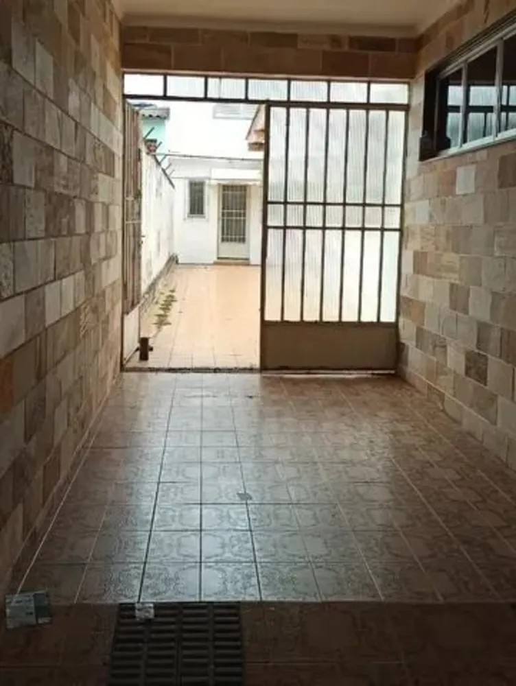 Casa, 3 quartos, 181 m² - Foto 2