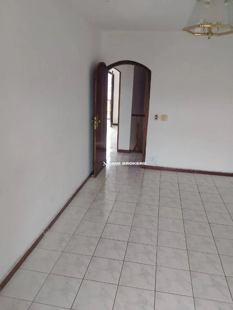 Casa, 3 quartos, 211 m² - Foto 7