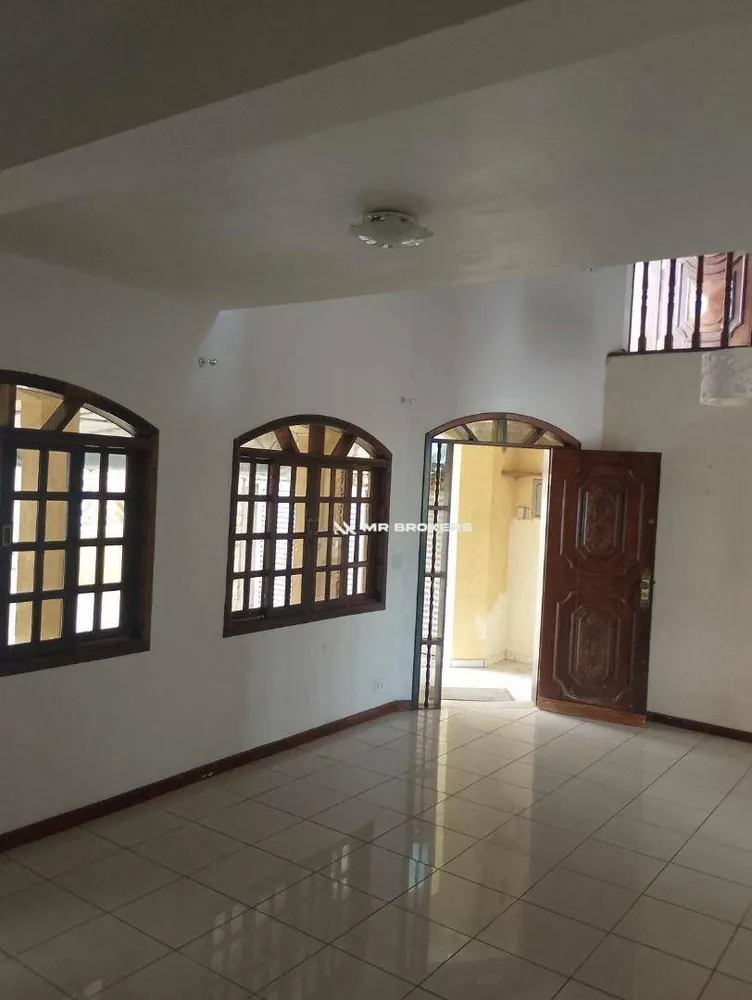Casa, 3 quartos, 211 m² - Foto 9