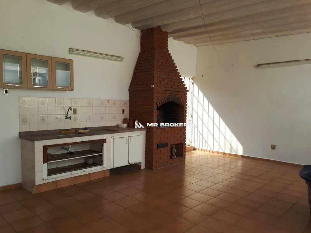 Casa, 3 quartos, 316 m² - Foto 1