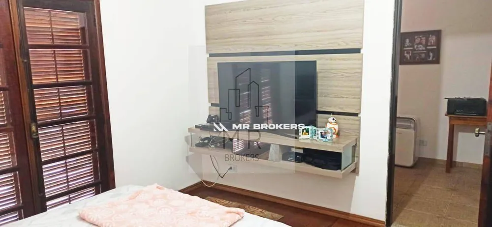 Sobrado, 3 quartos, 201 m² - Foto 1