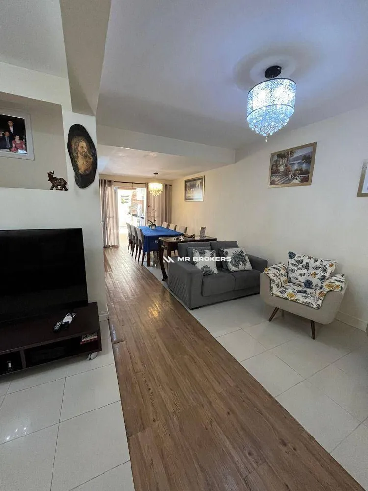 Sobrado, 3 quartos, 190 m² - Foto 2
