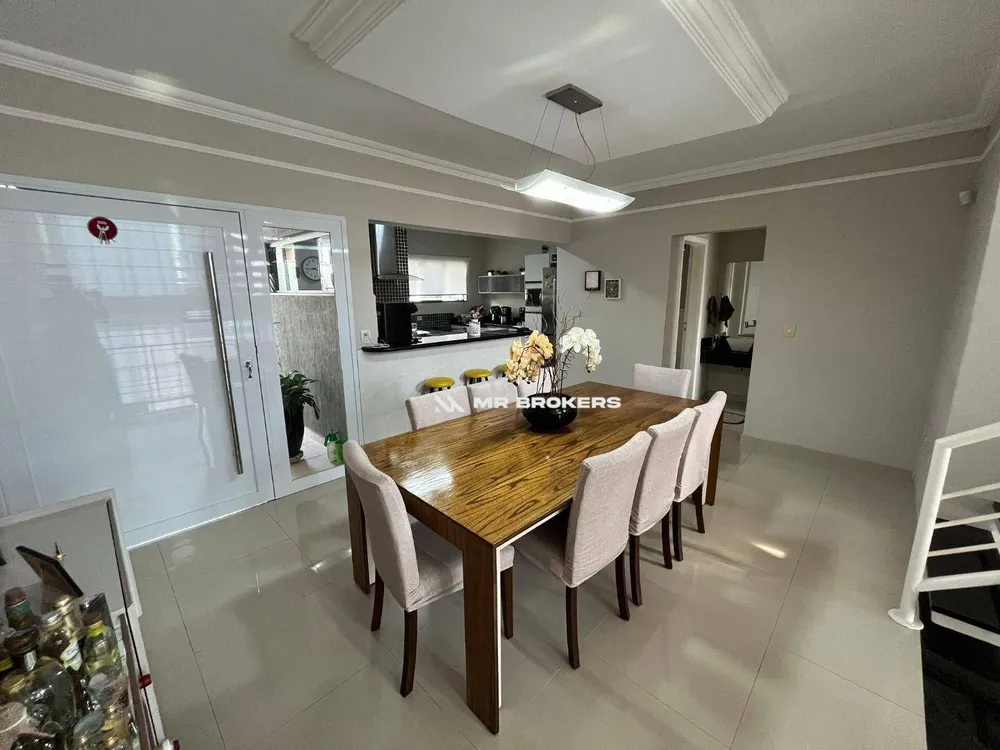 Sobrado, 3 quartos, 267 m² - Foto 6