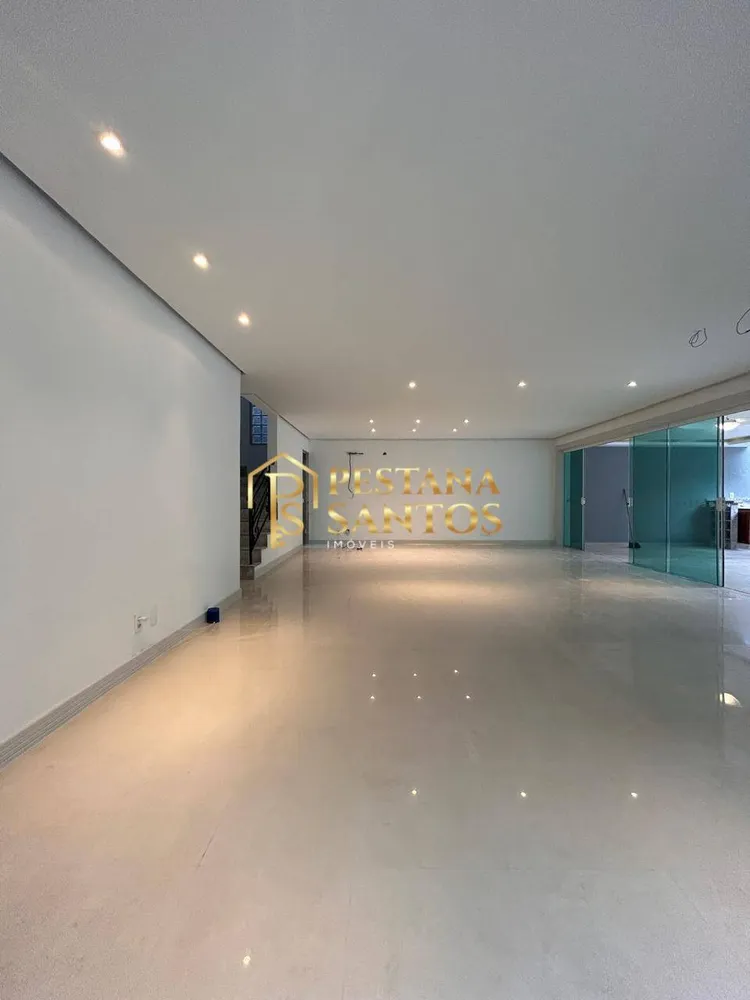 Casa, 4 quartos, 350 m² - Foto 2