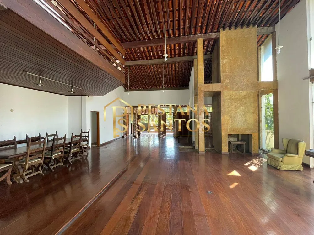 Casa, 6 quartos, 1440 m² - Foto 3