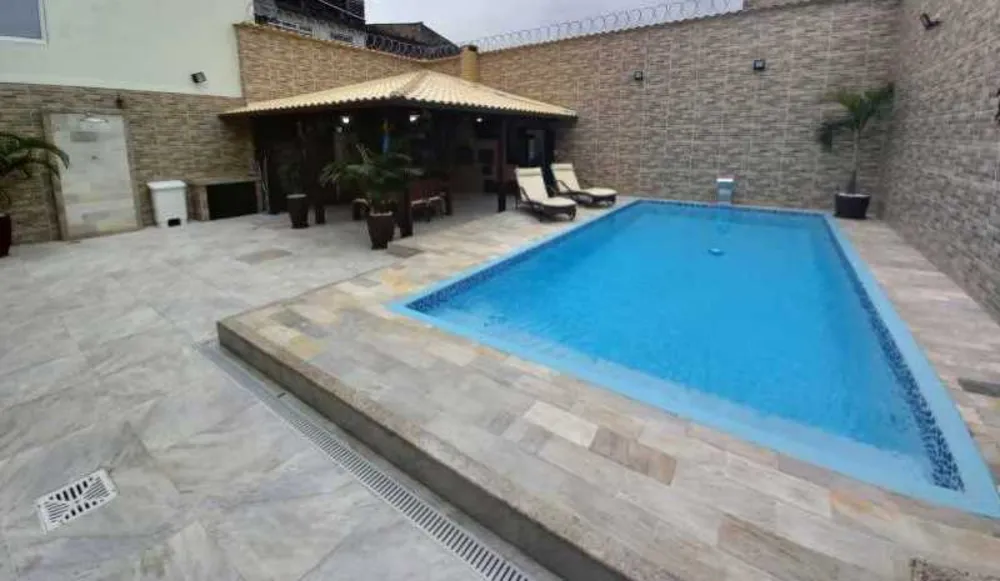 Casa, 4 quartos, 240 m² - Foto 12