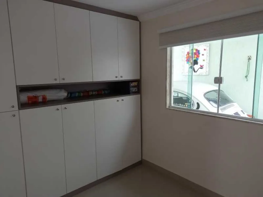 Casa, 4 quartos, 240 m² - Foto 17