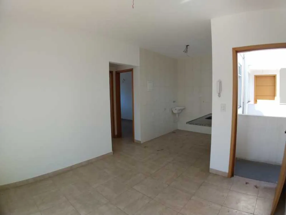 Apartamento, 2 quartos, 50 m² - Foto 2
