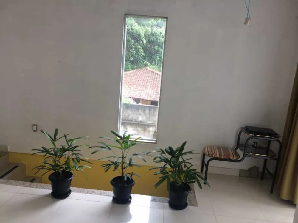 Casa, 5 quartos, 142 m² - Foto 3