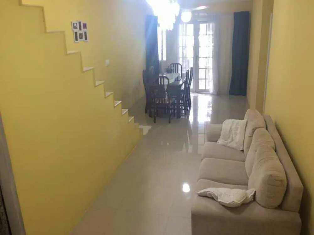 Casa, 5 quartos, 142 m² - Foto 2