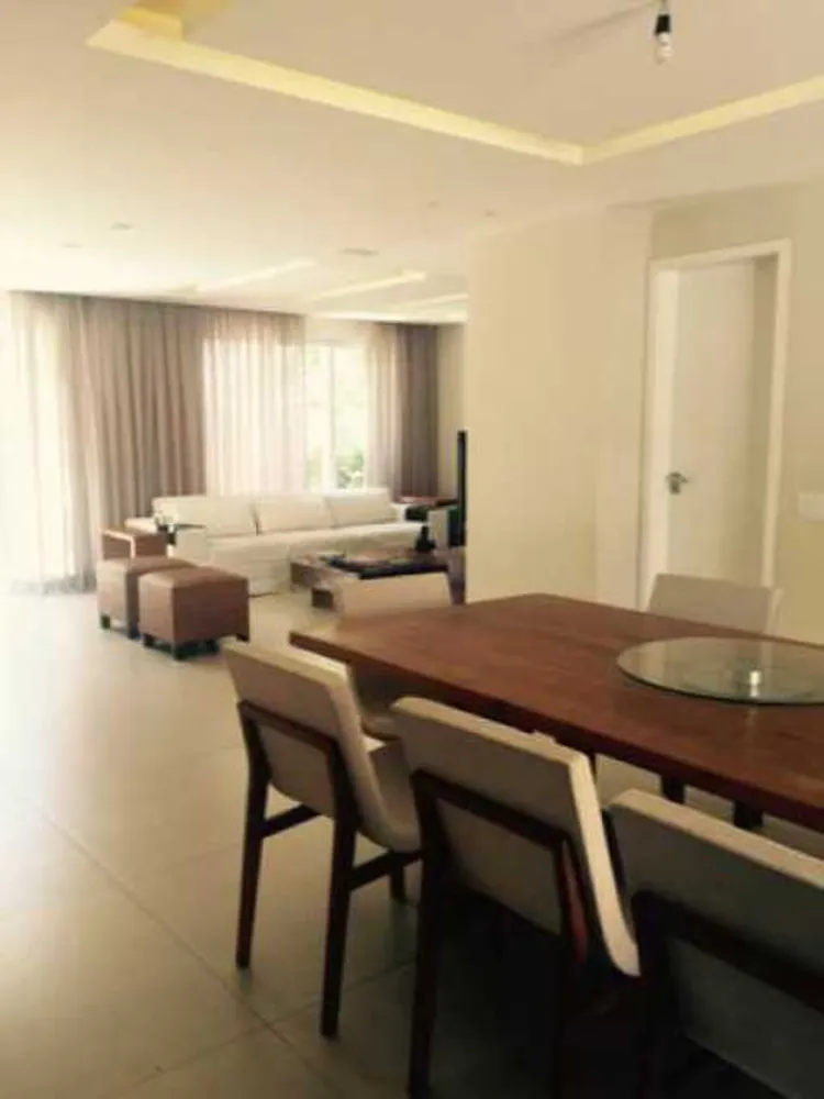 Casa, 4 quartos, 240 m² - Foto 4